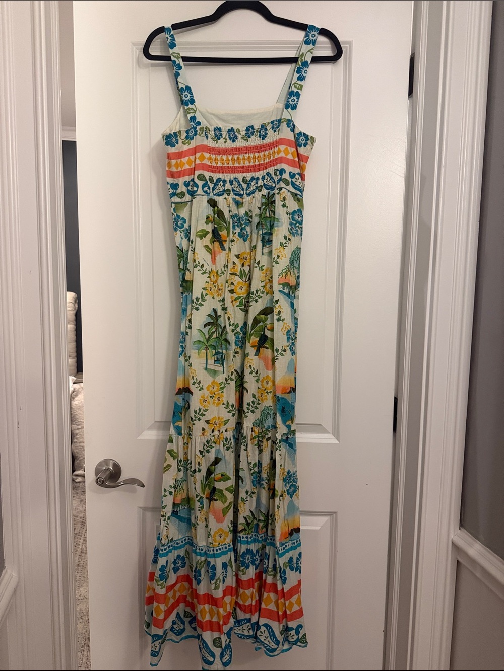 FARM Rio Cream Maxi Dress with Multicolor Sunset Logo - Picture 3 of 3
